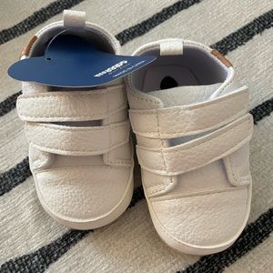 NWT Myggpp 12-18 mth baby shoes